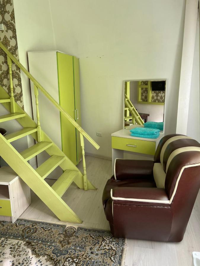 Anisa- Hostel Dușanbe Exterior foto